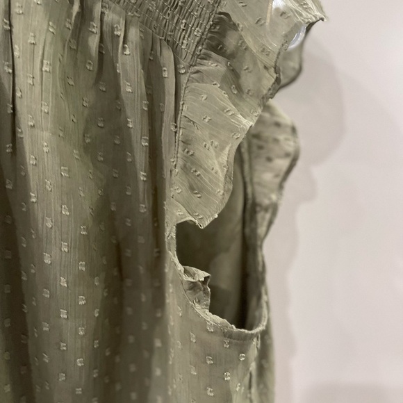 Loft Top woman’s size L-petite - Picture 9 of 11